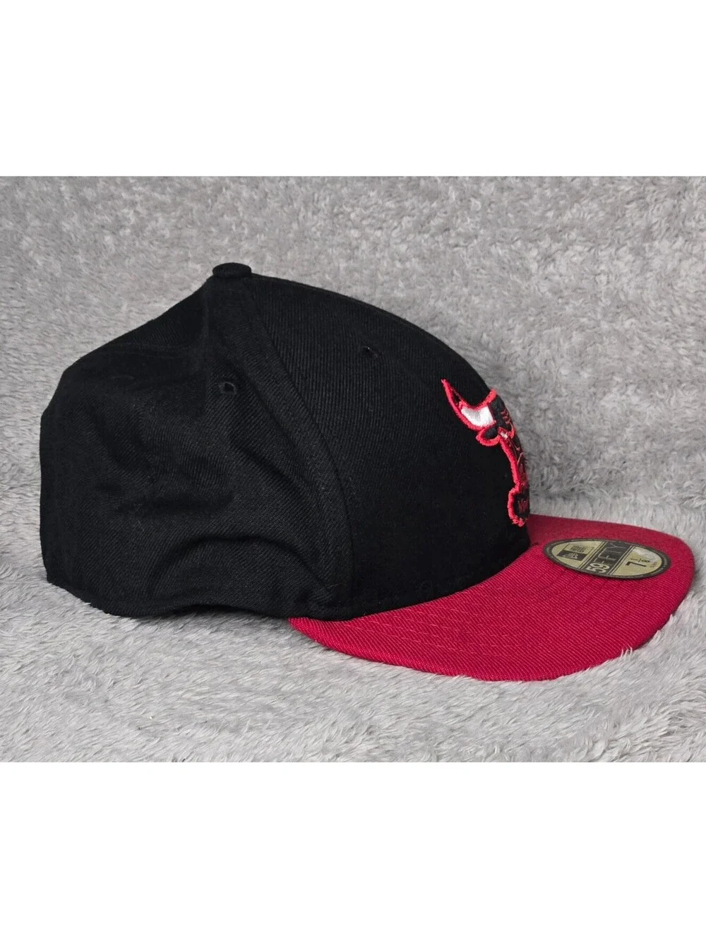 New Era 59FIFTY Chicago Bulls Windy City HWC Fitted Hat 7 1/8 NBA